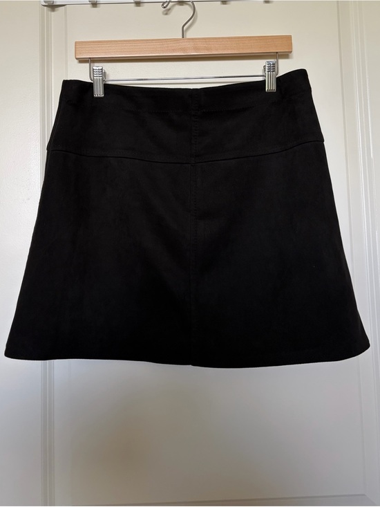 Max Studio Dresses & Skirts - MAX STUDIO- Black A-Line Suede like Womens Mini Skirt